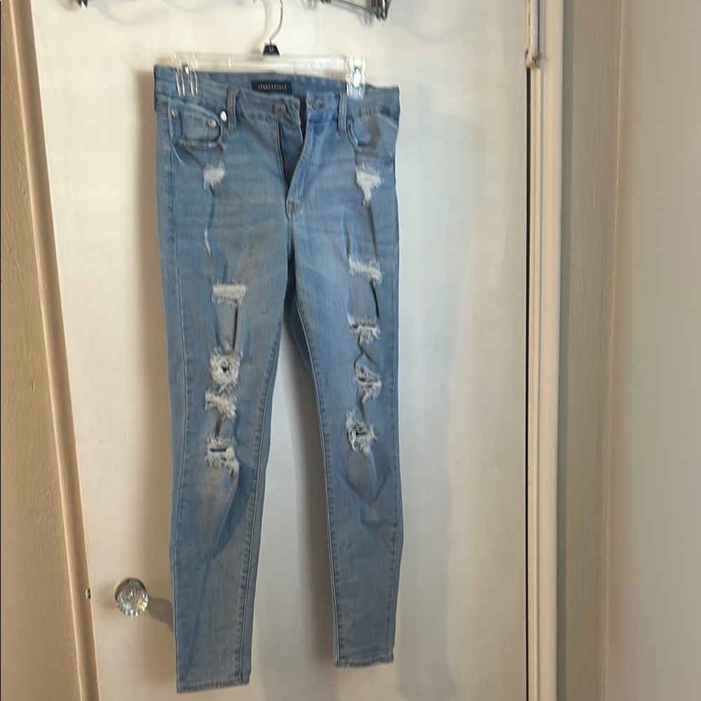American Eagle Distressed Blue Jeans